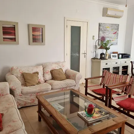 Hébergement de vacances Casa Chia *